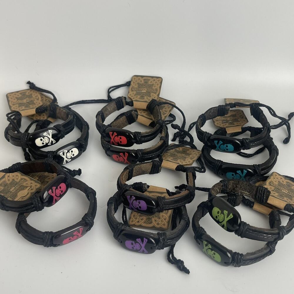 12 Skull Leather Bracelet Halloween Goth Wrist Accessories 9-12”‎ Black Brown